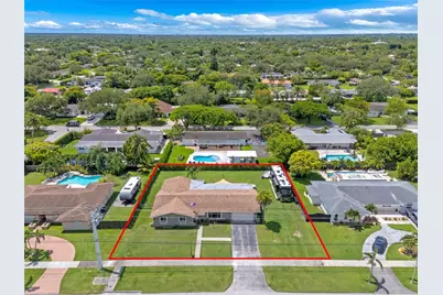 10360 SW 112th St, Miami, FL 33176 - Photo 13