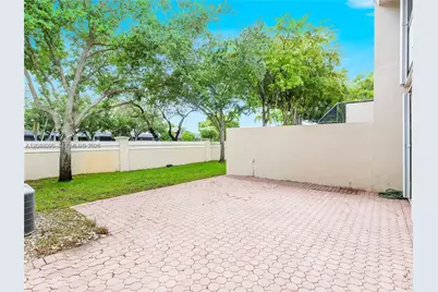 5243 NW 102nd Ct #5243, Doral, FL 33178 - Photo 25