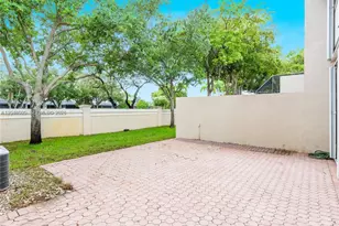 5243 NW 102nd Ct, Doral, FL 33178 - Photo 25