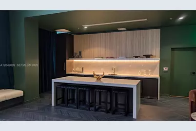 11 NE 6th St #515, Miami, FL 33132 - Photo 25