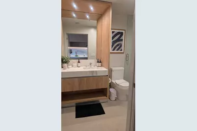 11 NE 6th St #515, Miami, FL 33132 - Photo 7