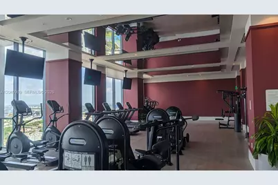11 NE 6th St #515, Miami, FL 33132 - Photo 29