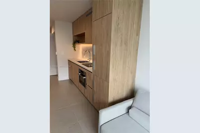 11 NE 6th St #515, Miami, FL 33132 - Photo 7