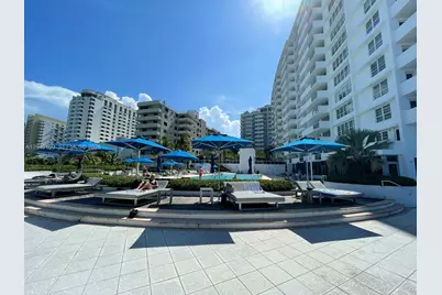 100 Lincoln Rd #909, Miami Beach, FL 33139 - Photo 37