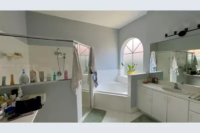 937 NE 35th Ave, Homestead, FL 33033 - Photo 31