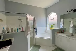 937 NE 35th Ave, Homestead, FL 33033 - Photo 31