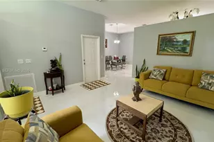 937 NE 35th Ave, Homestead, FL 33033 - Photo 5