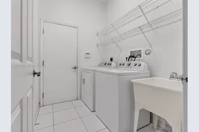 744 SW 159th Ln, Pembroke Pines, FL 33027 - Photo 35