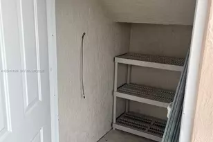 1261 SE 27th St, Homestead, FL 33035 - Photo 9