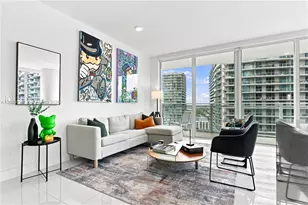 1080 Brickell Ave, Miami, FL 33131 - Photo 5