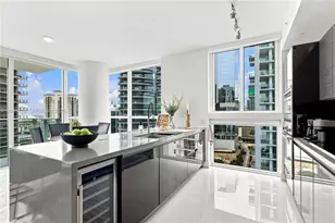 1080 Brickell Ave, Miami, FL 33131 - Photo 11