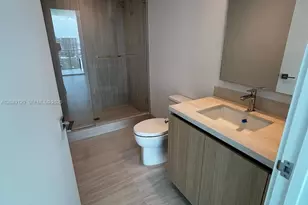 2411 Laguna Circle N, Miami, FL 33181 - Photo 41