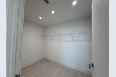 2411 Laguna Circle North #1411, Miami, FL 33181 - Photo 57