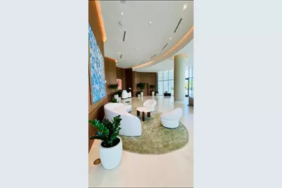 2411 Laguna Circle North #1411, Miami, FL 33181 - Photo 3