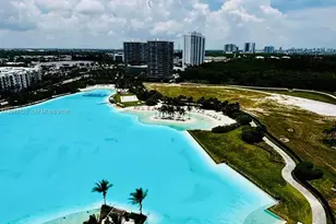 2411 Laguna Circle N, Miami, FL 33181 - Photo 15