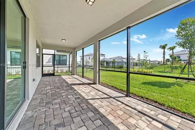 4470 Waterside Dr, Oakland Park, FL 33309 - Photo 25