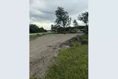 4732 Kenilworth Blvd, Sebring, FL 33872 - Photo 3