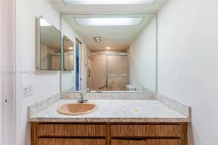 605 Oaks Dr, Pompano Beach, FL 33069 - Photo 13