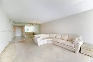 605 Oaks Dr, Pompano Beach, FL 33069 - Photo 17