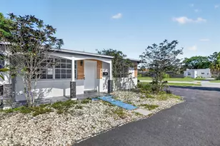 824 Bayberry Dr, Lake Park, FL 33403 - Photo 25