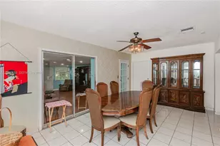 292 W 39th Pl, Hialeah, FL 33012 - Photo 13