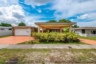 292 W 39th Pl, Hialeah, FL 33012 - Photo 1