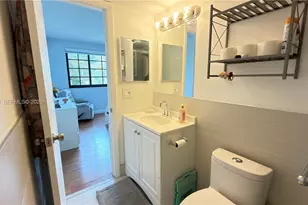 9492 NW 39th St, Sunrise, FL 33351 - Photo 21