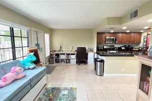9492 NW 39th St, Sunrise, FL 33351 - Photo 11