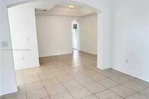 8337 NW 142nd St, Miami Lakes, FL 33016 - Photo 9