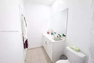 323 NE 208th Terrace, Miami, FL 33179 - Photo 23