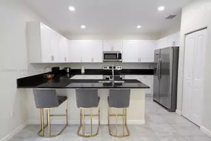 323 NE 208th Terrace, Miami, FL 33179 - Photo 3