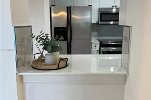 2301 Collins Ave, Miami Beach, FL 33139 - Photo 15