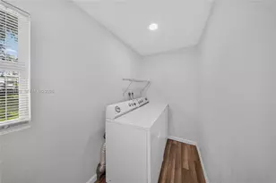 9828 NW 26th Ave, Miami, FL 33147 - Photo 13