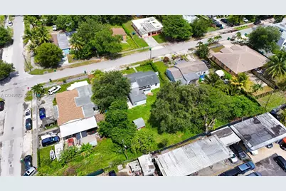 9828 NW 26th Ave, Miami, FL 33147 - Photo 41