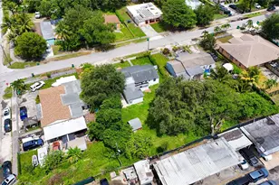 9828 NW 26th Ave, Miami, FL 33147 - Photo 41