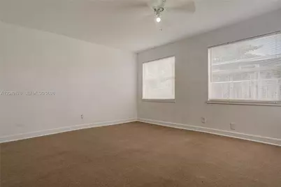 649 NW 24th Ave, Fort Lauderdale, FL 33311 - Photo 23
