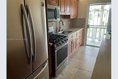 20120 NE 2nd Ave #W28, Miami Gardens, FL 33179 - Photo 9