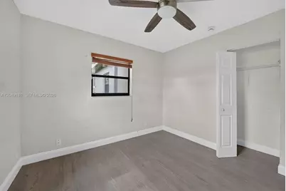 649 W Evanston Cir, Fort Lauderdale, FL 33312 - Photo 37