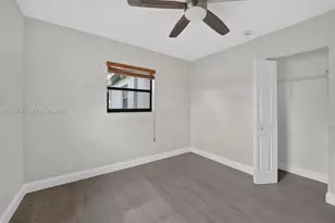 649 W Evanston Cir, Fort Lauderdale, FL 33312 - Photo 37