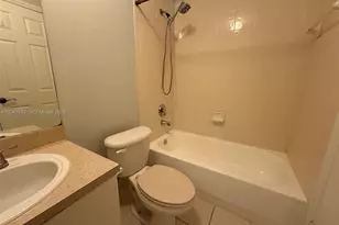 2304 SE 24th Ave, Homestead, FL 33035 - Photo 7