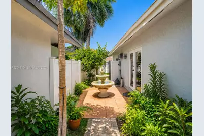 2384 NW 34th Way, Coconut Creek, FL 33066 - Photo 21