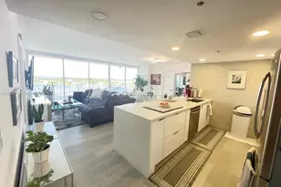 7601 E Treasure Dr, North Bay Village, FL 33141 - Photo 25