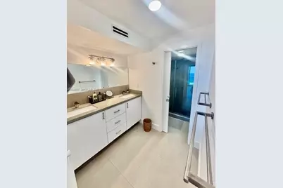 100 Bayview Dr #1906, Sunny Isles Beach, FL 33160 - Photo 13