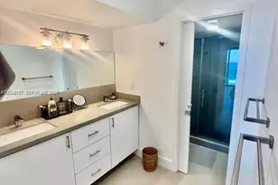 100 Bayview Dr, Sunny Isles Beach, FL 33160 - Photo 13