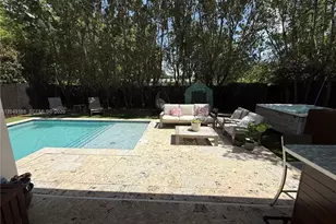 8631 Arboretum Ln, Miami, FL 33138 - Photo 41