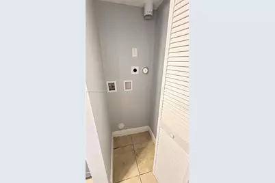 1955 NW 5th Pl #11, Miami, FL 33136 - Photo 7