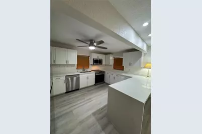 649 W Evanston Cir, Fort Lauderdale, FL 33312 - Photo 5