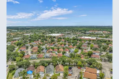 1108 E Jasmine Ln, North Lauderdale, FL 33068 - Photo 25