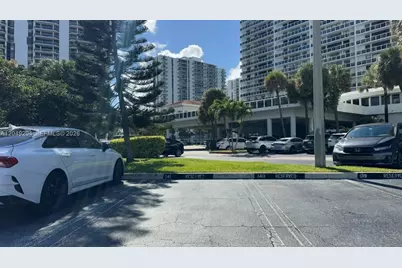 20505 E Country Club Dr #1739, Aventura, FL 33180 - Photo 49
