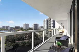20505 E Country Club Dr, Aventura, FL 33180 - Photo 5